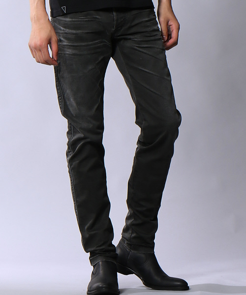 5351 POUR LES HOMMES（ゴーサンゴーイチプールオム）の「ブラックコーティングストレッチチノパン（チノパンツ・メンズ・ブラック/ボルドー/カーキ・44/46/48/50）」の10枚目の写真