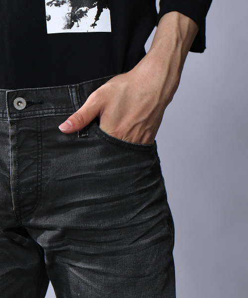 5351 POUR LES HOMMES（ゴーサンゴーイチプールオム）の「ブラックコーティングストレッチチノパン（チノパンツ・メンズ・ブラック/ボルドー/カーキ・44/46/48/50）」の4枚目の写真