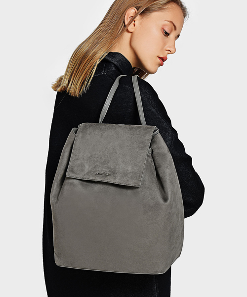 CHARLES & KEITH（チャールズ & キース）の「フロントフラップショルダーバッグ / FRONT FLAP SHOULDER BAG（ショルダーバッグ・レディース・クリアレッド/グレー/ブラック・XL）」の13枚目の写真