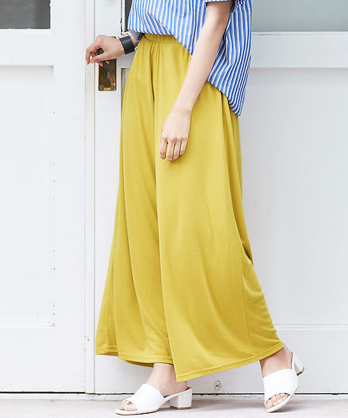 Pierrot（ピエロ）の「レーヨン混ガウチョワイドパンツ（その他パンツ・レディース・チャコールグレー/杢グレー/ピンクベージュ/イエロー系その他/ブラック/カーキオリーブ/ブラウン系その他/ネイビー/グリーン系その他/サンドベージュ・L/M）」の9枚目の写真