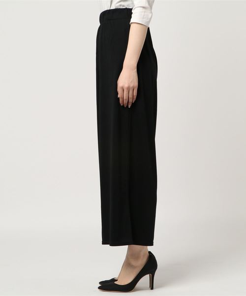 Pierrot（ピエロ）の「レーヨン混ガウチョワイドパンツ（その他パンツ・レディース・チャコールグレー/杢グレー/ピンクベージュ/イエロー系その他/ブラック/カーキオリーブ/ブラウン系その他/ネイビー/グリーン系その他/サンドベージュ・L/M）」の11枚目の写真