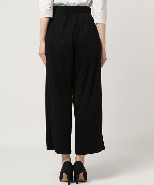 Pierrot（ピエロ）の「レーヨン混ガウチョワイドパンツ（その他パンツ・レディース・チャコールグレー/杢グレー/ピンクベージュ/イエロー系その他/ブラック/カーキオリーブ/ブラウン系その他/ネイビー/グリーン系その他/サンドベージュ・L/M）」の12枚目の写真