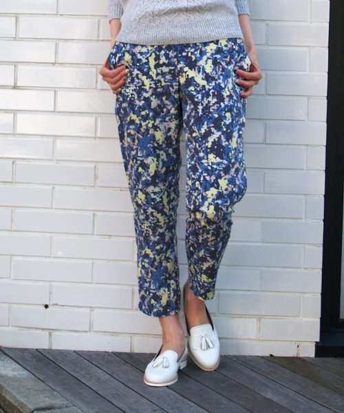 Another Edition（アナザーエディション）の「AE PRT ｲｰｼﾞｰ PT（その他パンツ・レディース・ブラウン/コバルトブルー/シャーベット・フリー）」の3枚目の写真