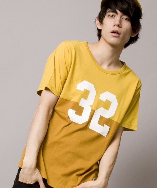 MONKEY TIME（モンキータイム）の「MT∴ パネル ナンバープリント クルーネック SSL ◆ §4（Tシャツ/カットソー・メンズ・ロイヤルブルー/イエロー/レッド・SMALL/MEDIUM/LARGE）」の2枚目の写真