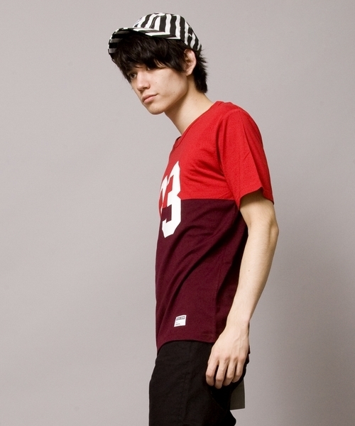 MONKEY TIME（モンキータイム）の「MT∴ パネル ナンバープリント クルーネック SSL ◆ §4（Tシャツ/カットソー・メンズ・ロイヤルブルー/イエロー/レッド・SMALL/MEDIUM/LARGE）」の4枚目の写真