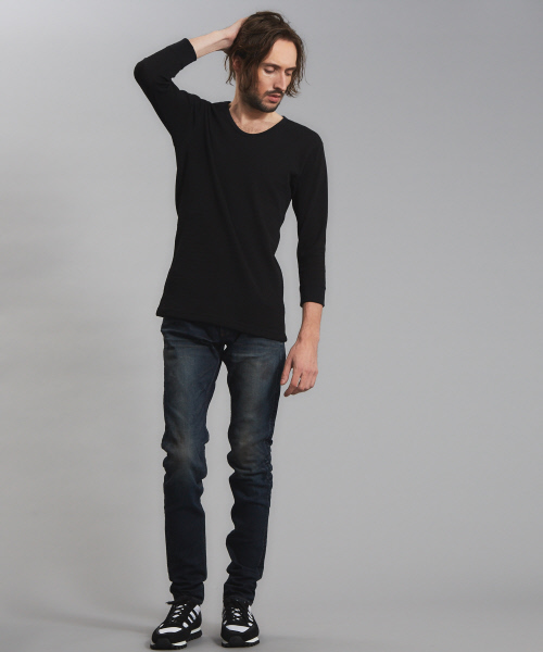 5351 POUR LES HOMMES(ゴーサンゴーイチプールオム)の「【ストレッチ抜群の定番デニム】ハイパワーストレッチスキニーデニム(デニムパンツ・メンズ・ブラック/インディゴブルー/ブルー/ライトブルー・44/46/48/50)」の17枚目の写真