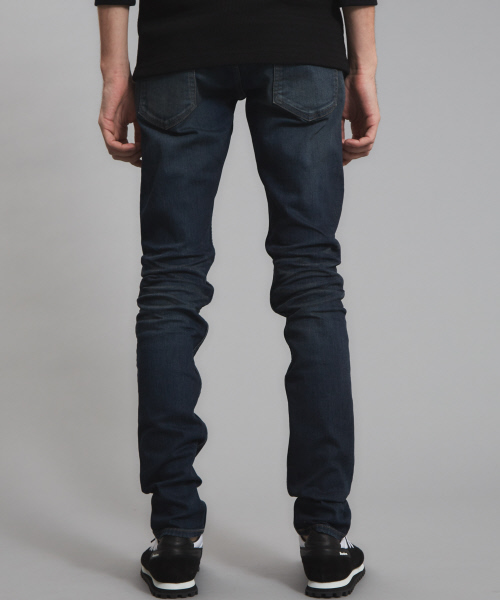 5351 POUR LES HOMMES(ゴーサンゴーイチプールオム)の「【ストレッチ抜群の定番デニム】ハイパワーストレッチスキニーデニム(デニムパンツ・メンズ・ブラック/インディゴブルー/ブルー/ライトブルー・44/46/48/50)」の14枚目の写真