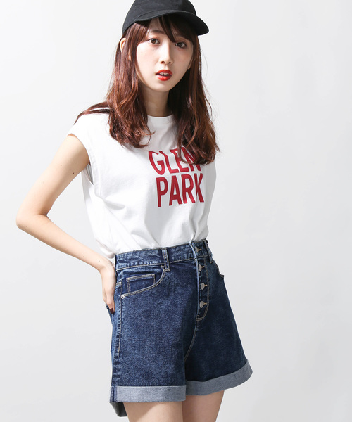 WEGO（ウィゴー）の「WEGO/ハイライズボタンフライステッチショーツ（デニムパンツ・レディース・ダークインディゴブルー/その他1/インディゴブルー/ブルー系その他/ブラック・LARGE/SMALL/MEDIUM）」の5枚目の写真