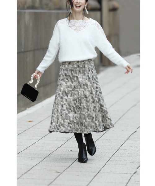 cawaii（カワイイ）の「デコルテレースの華やぎ。シャギーニットトップス（ニット/セーター・レディース・ホワイト・M/XL）」の20枚目の写真