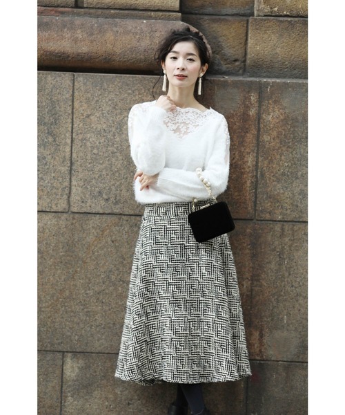 cawaii（カワイイ）の「デコルテレースの華やぎ。シャギーニットトップス（ニット/セーター・レディース・ホワイト・M/XL）」の8枚目の写真