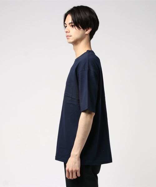 ADPOSION(アドポーション)の「【United Athle】5.6oz ビッグシルエットポケット付きTシャツ(Tシャツ/カットソー・メンズ・グレー/グリーン/ブラック/ホワイト/カーキ/ネイビー・LARGE/MEDIUM)」の8枚目の写真