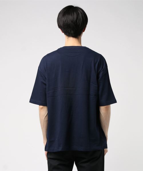 ADPOSION(アドポーション)の「【United Athle】5.6oz ビッグシルエットポケット付きTシャツ(Tシャツ/カットソー・メンズ・グレー/グリーン/ブラック/ホワイト/カーキ/ネイビー・LARGE/MEDIUM)」の7枚目の写真