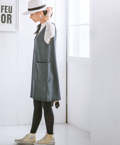 BELLUNA（ベルーナ）の「ニットカルゼ素材ジャンパードレス（ジャンパースカート・レディース・チャコールグレー/ブラック/カーキ・MEDIUM/LARGE/X-LARGE/XX-LARGE/XXX-LARGE/XXXX-LARGE）」の11枚目の写真