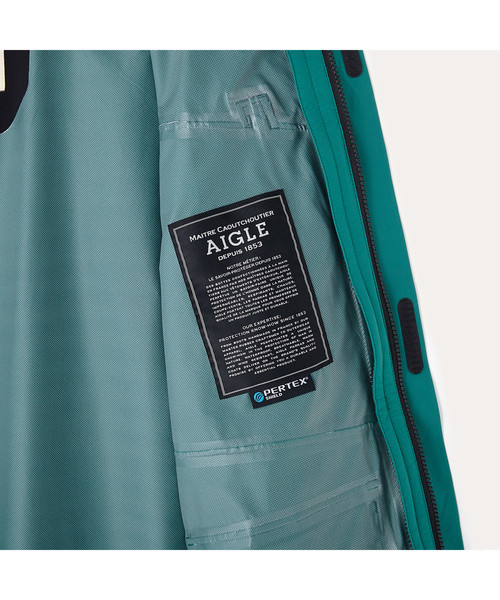 AIGLE(エーグル)の「透湿防水 TH マウンテンパーカー(マウンテンパーカー・メンズ・ブラック/グリーン・MEDIUM/LARGE/X-LARGE)」の10枚目の写真