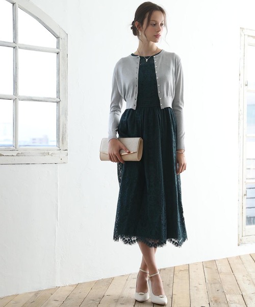 Luxe brille（リュクスブリエ）の「ラメ混レーヨンニット　クルーネック　カーディガン（カーディガン/ボレロ・レディース・ブラック/シルバー/ベージュ・38）」の9枚目の写真