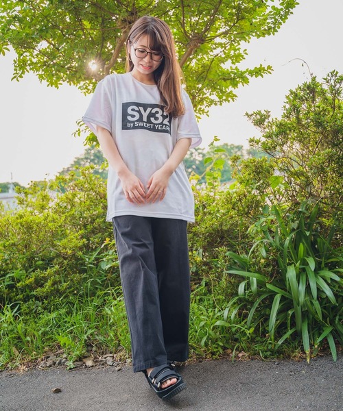 SY32 by SWEET YEARS(エスワイサーティトゥバイスィートイヤーズ)の「/SY32 by SWEET YEARS/CAMO LOGO TEE(Tシャツ/カットソー・レディース・ネイビー/ホワイト/ブラック/チャコールグレー・X-SMALL/XXX-LARGE/XX-LARGE/SMALL/LARGE/MEDIUM/X-LARGE/XXXX-LARGE/XX-SMALL/XXX-SMALL)」の20枚目の写真