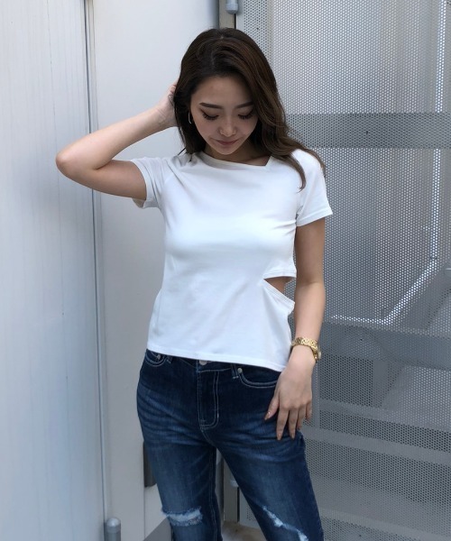 ENVYM（アンビー）の「カッテイングアシメＴシャツ（Tシャツ/カットソー・レディース・ベージュ/ブラック/ホワイト/カーキ・FREE）」の17枚目の写真