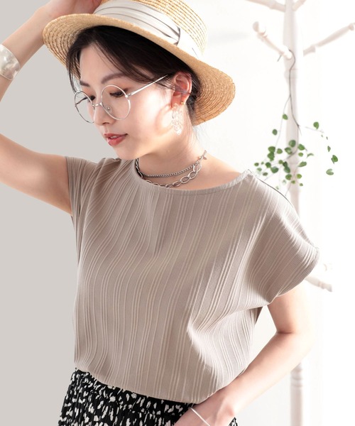 classicalelf（クラシカルエルフ）の「《キッズ 》ランダムリブフレンチボートネックTシャツ（Tシャツ/カットソー・キッズ・ベージュ/ホワイト/ブラック/グレイッシュベージュ・130/140/150）」の7枚目の写真