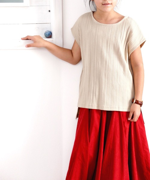 classicalelf（クラシカルエルフ）の「《キッズ 》ランダムリブフレンチボートネックTシャツ（Tシャツ/カットソー・キッズ・ベージュ/ホワイト/ブラック/グレイッシュベージュ・130/140/150）」の10枚目の写真