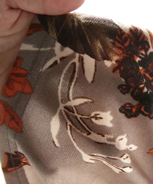 antiqua(アンティカ)の「アンティーク花柄ロングスカート(スカート・レディース・グレイッシュベージュ/マスタード/ネイビー/ブラック・FREE)」の13枚目の写真