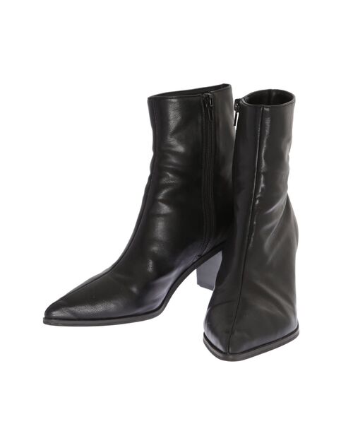 EMODA(エモダ)の「ポインテッドトゥブーツ(ブーツ・レディース・ブラック/ベージュ・SMALL/MEDIUM/LARGE)」の7枚目の写真