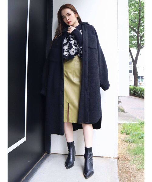 EMODA(エモダ)の「ポインテッドトゥブーツ(ブーツ・レディース・ブラック/ベージュ・SMALL/MEDIUM/LARGE)」の19枚目の写真