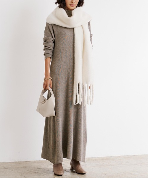 UR'S（ユアーズ）の「ﾀｰﾄﾙﾈｯｸﾛﾝｸﾞﾌﾚｱﾆｯﾄﾜﾝﾋﾟｰｽ（ワンピース・レディース・グレイッシュベージュ/モカ/オフホワイト/ブラック/ボルドー・L/M/PS(XS－S)）」の4枚目の写真