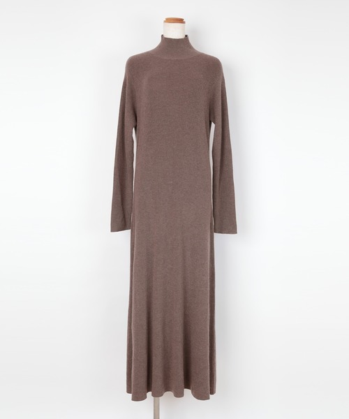 UR'S（ユアーズ）の「ﾀｰﾄﾙﾈｯｸﾛﾝｸﾞﾌﾚｱﾆｯﾄﾜﾝﾋﾟｰｽ（ワンピース・レディース・グレイッシュベージュ/モカ/オフホワイト/ブラック/ボルドー・L/M/PS(XS－S)）」の10枚目の写真