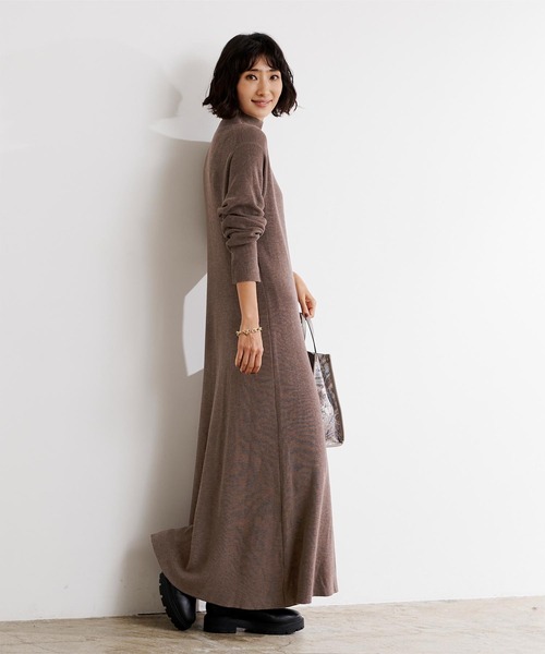 UR'S（ユアーズ）の「ﾀｰﾄﾙﾈｯｸﾛﾝｸﾞﾌﾚｱﾆｯﾄﾜﾝﾋﾟｰｽ（ワンピース・レディース・グレイッシュベージュ/モカ/オフホワイト/ブラック/ボルドー・L/M/PS(XS－S)）」の21枚目の写真