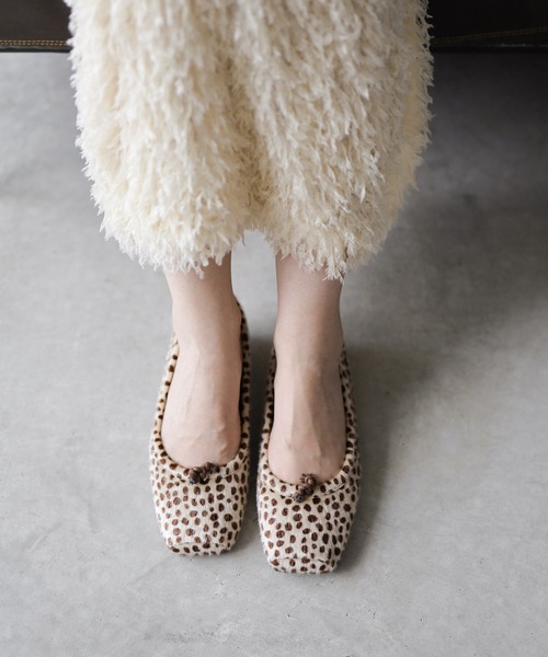 SESTO（セスト）の「グロッシーサテンのスクエアトゥバレエシューズパンプス（バレエシューズ・レディース・パイソン/ブラウン/ブラウン系その他/グレイッシュベージュ/カーキ/ゼブラ/レオパード/ブラック・23.5cm/24.0cm/25.5cm/23.0cm/22.5cm/24.5cm/22.0cm）」の19枚目の写真