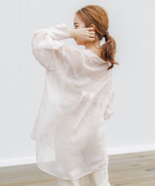 Chico（チコ）の「箔プリントシアーブロッキングシャツ/オーガンジーシャツ（シャツ/ブラウス・レディース・ベビーピンク/オレンジ/ブラウン・FREE）」の5枚目の写真