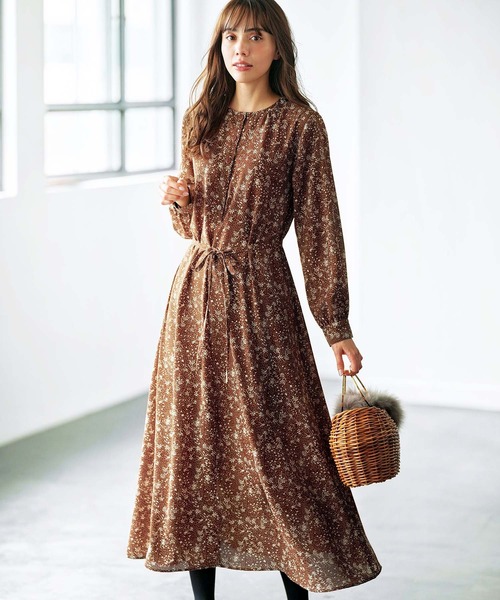 セール 冬新着 フラワープリントａラインワンピース ワンピース Geera ジーラ のファッション通販 Zozotown