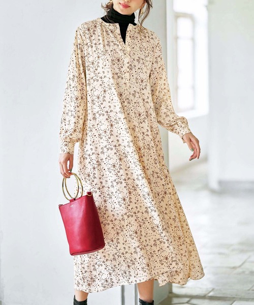 セール 冬新着 フラワープリントａラインワンピース ワンピース Geera ジーラ のファッション通販 Zozotown