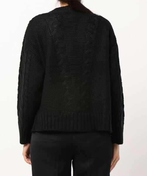 KOBE LETTUCE(コウベレタス)の「インドネシアクルーネックケーブルニットカーディガン(カーディガン/ボレロ・レディース・ベージュ系その他/ネイビー/ブラック・FREE)」の9枚目の写真