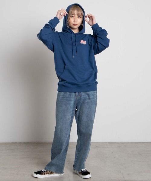 WEGO（ウィゴー）の「WEGO/バックロゴプリントプルパーカー（パーカー・レディース・ベージュ/ブルー・MEDIUM/LARGE/SMALL）」の9枚目の写真