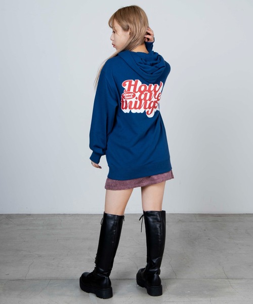 WEGO（ウィゴー）の「WEGO/バックロゴプリントプルパーカー（パーカー・レディース・ベージュ/ブルー・MEDIUM/LARGE/SMALL）」の13枚目の写真