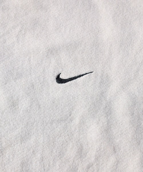 NIKE（ナイキ）の「【ヴィンテージ古着】NIKE/ナイキ ロゴ クルーネックスウェット（スウェット・メンズ・ベージュ・MEDIUM）」の3枚目の写真