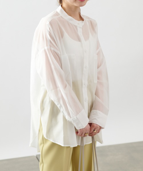 COLONY 2139(コロニートゥーワンスリーナイン)の「再生ポリバンドカラーシアー長袖シャツ(シャツ/ブラウス・レディース・カーキ/オフホワイト/ベージュ/ブラック・MEDIUM/LARGE)」の7枚目の写真