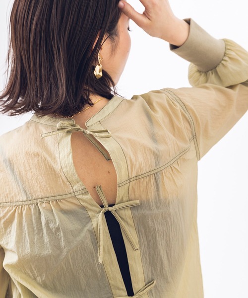 khakito（カーキト）の「シアー サージカルブラウス（シャツ/ブラウス・レディース・ブラック/オフホワイト/ライトカーキ・FREE）」の17枚目の写真