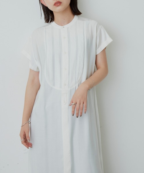 Aunt Marie's(アントマリーズ)の「ボザムピンタックフレンチスリーブシャツワンピース(ワンピース・レディース・ホワイト/ブラック/ダークグリーン・FREE)」の18枚目の写真