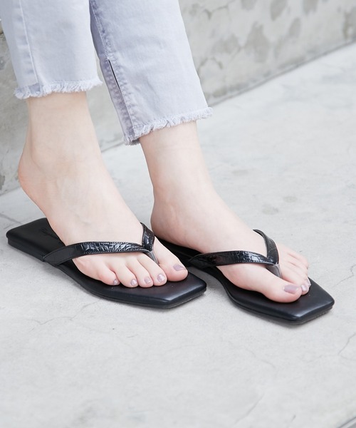 CIAOPANIC TYPY(チャオパニックティピー)の「スクエアトゥトングサンダル(サンダル・レディース・ブラック/ベージュ/ブラウン/パープル・38/36/37)」の13枚目の写真