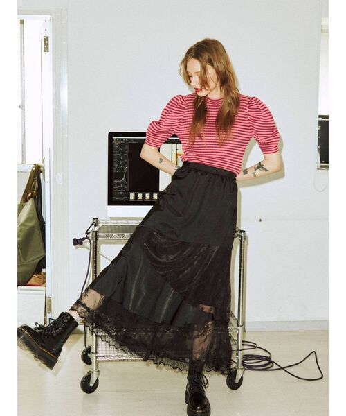 jouetie（ジュエティ）の「ブロッキングマーメイドレーススカート（スカート・レディース・ブラック/ブルー/アイボリー・MEDIUM）」の7枚目の写真