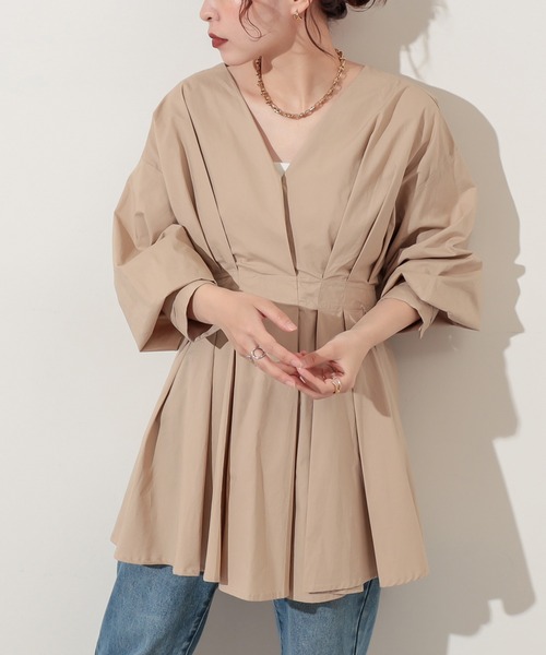 natural couture(ナチュラルクチュール)の「【WEB限定カラー有り】おしゃれタック2WAY大人ブラウス(シャツ/ブラウス・レディース・オフホワイト/ブラック/ベージュ/ラベンダー・FREE)」の15枚目の写真