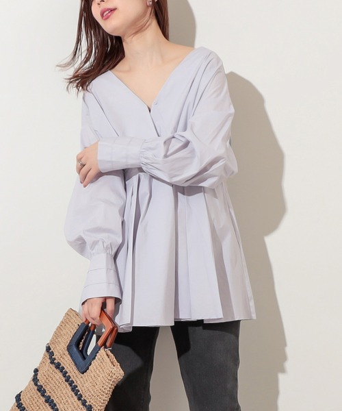 natural couture(ナチュラルクチュール)の「【WEB限定カラー有り】おしゃれタック2WAY大人ブラウス(シャツ/ブラウス・レディース・オフホワイト/ブラック/ベージュ/ラベンダー・FREE)」の12枚目の写真