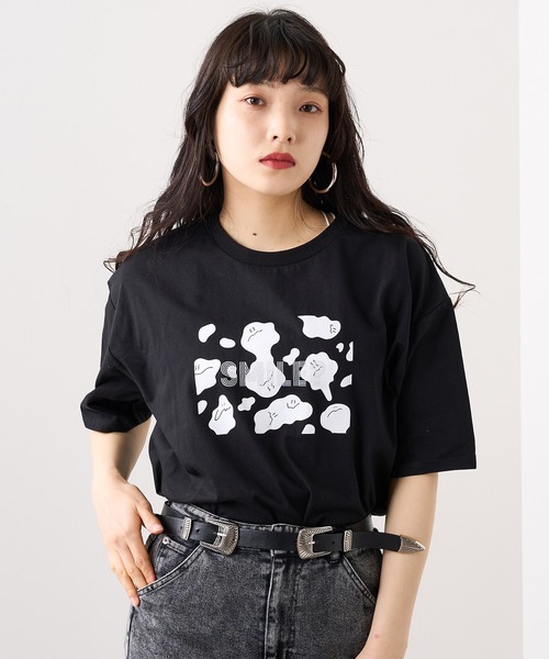 RASVOA（ラスボア）の「ウシ柄スマイル？Ｔシャツ（Tシャツ/カットソー・レディース・ブラック/オフホワイト・FREE）」の6枚目の写真