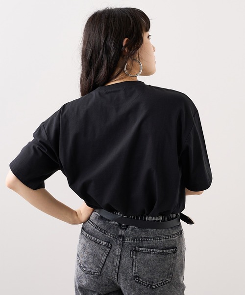 RASVOA（ラスボア）の「ウシ柄スマイル？Ｔシャツ（Tシャツ/カットソー・レディース・ブラック/オフホワイト・FREE）」の20枚目の写真