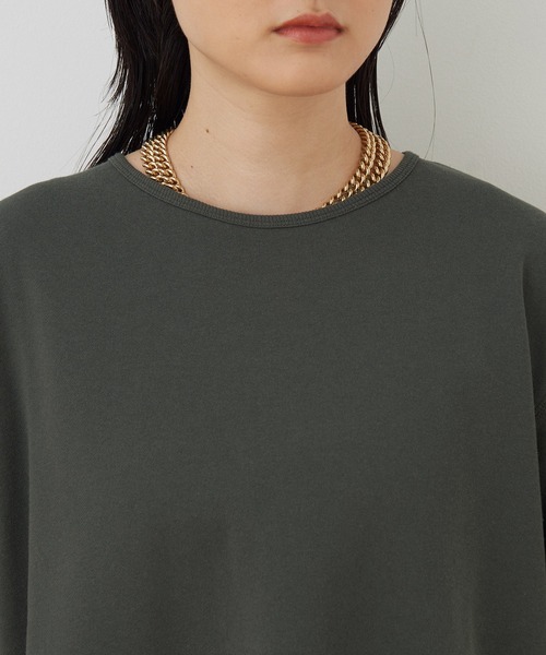 ADAM ET ROPE'(アダムエロペ)の「【WEB限定】ミニ裏毛パフスリーブTEE(Tシャツ/カットソー・レディース・チャコールグレー/キナリ/イエロー・FREE)」の4枚目の写真