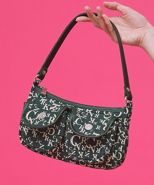 CRANK（クランク）の「『CRANK/クランク』DENIM TWO POCKET HOBO BAG/デニムホーボーバッグ（ハンドバッグ・レディース・ブラック/ブルー・FREE）」の2枚目の写真