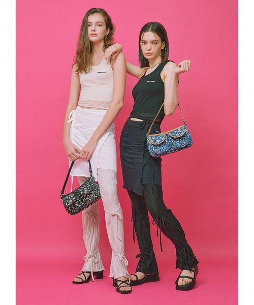 CRANK（クランク）の「『CRANK/クランク』DENIM TWO POCKET HOBO BAG/デニムホーボーバッグ（ハンドバッグ・レディース・ブラック/ブルー・FREE）」の6枚目の写真