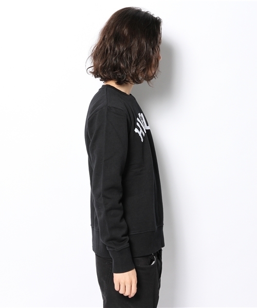 Hurley (ハーレー)の「PIRATE BLOCK CREW FLEECE(スウェット・メンズ・ブラック/ブラック系その他/グレー系その他/ヘザ-グレー/レッド系その他・MEDIUM/X-LARGE/LARGE/SMALL)」の11枚目の写真